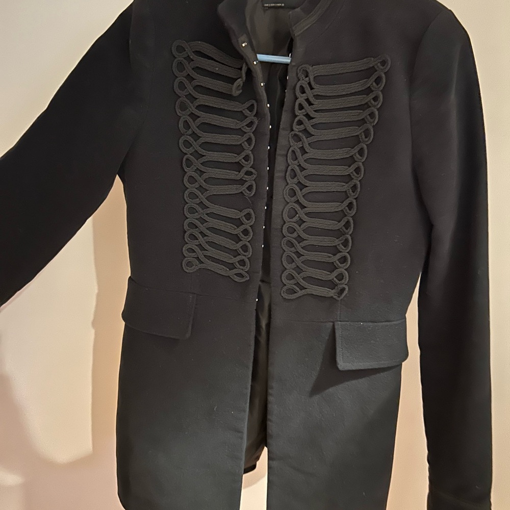 Zara Black Buttoned Jacket